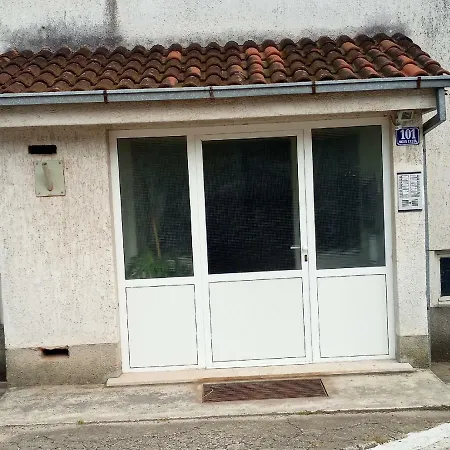 Love Apartament *